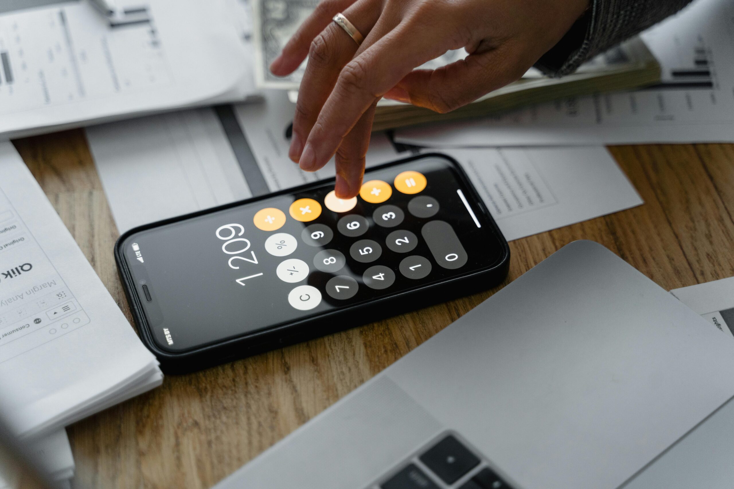 Calculating the True ROI of Your Corporate Phone System